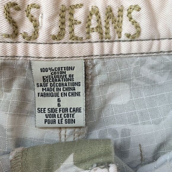 🎉1 hr sale 🎉Guess jeans short - Picture 7 of 8